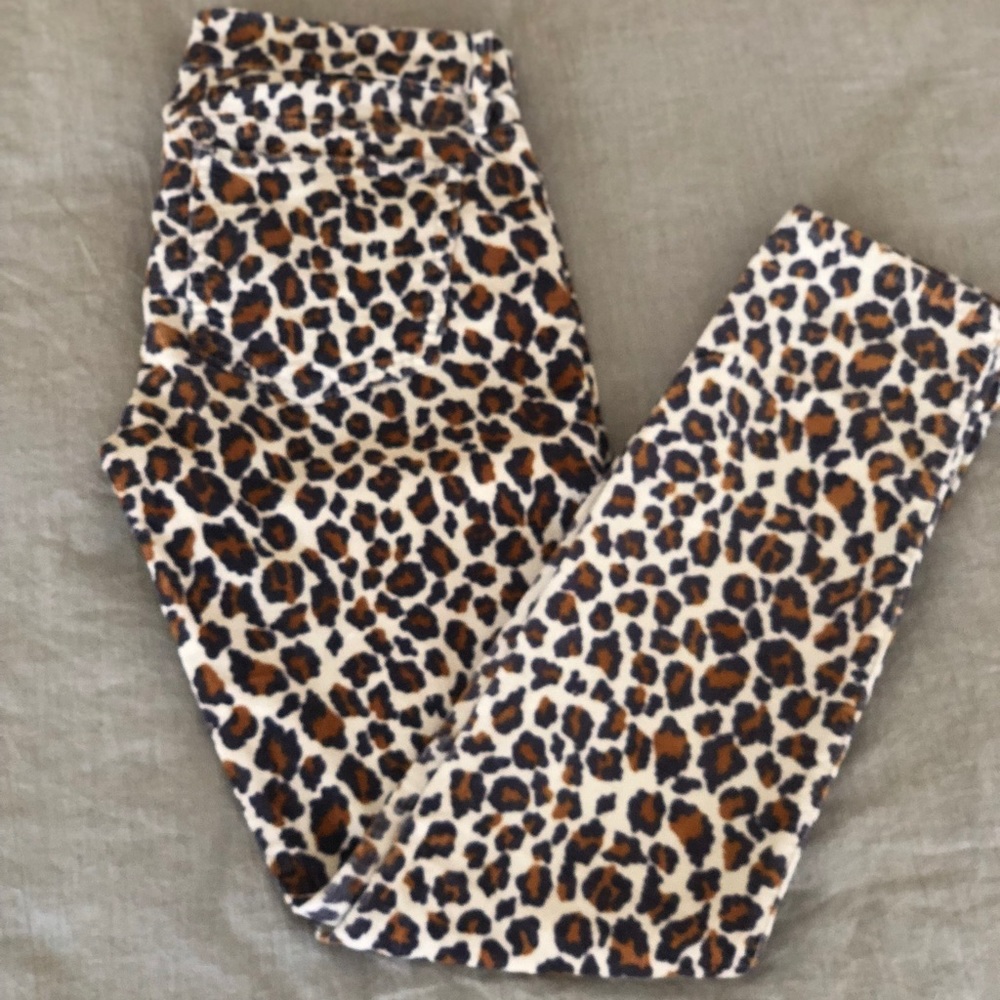 Guess skinny pants.